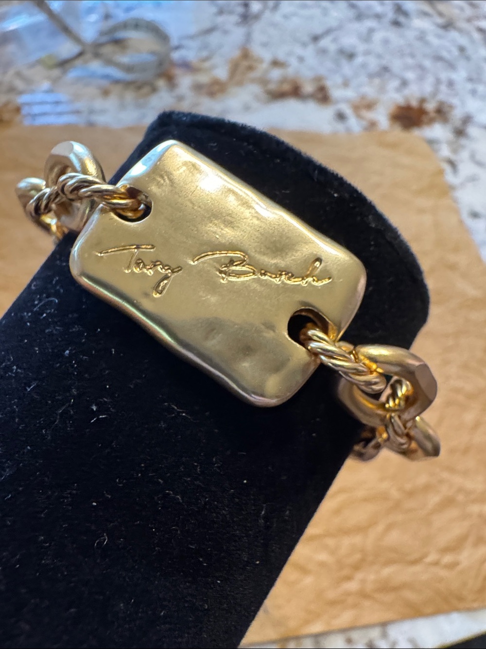 Tory Burch Gold Logo Charm Chain Bracelet with Pouch - Picture 9 of 14